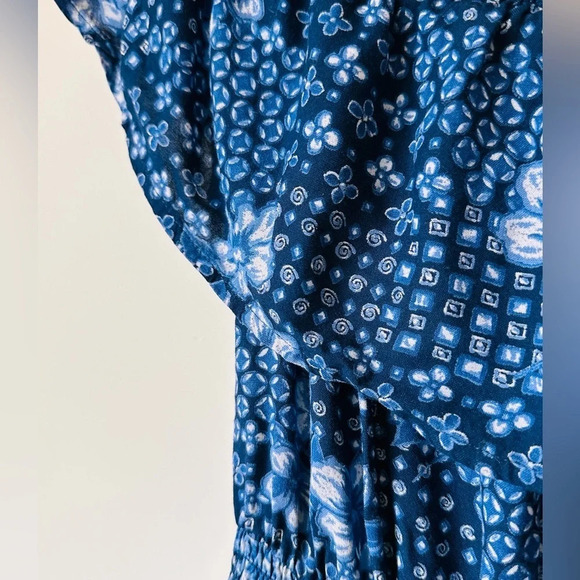 Hollister Off the Shoulder Dress - Size XS - Picture 3 of 8